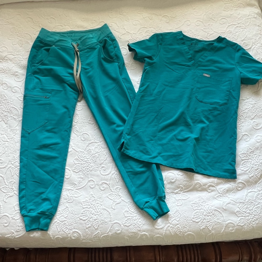 Figs Teal Scrub Set
